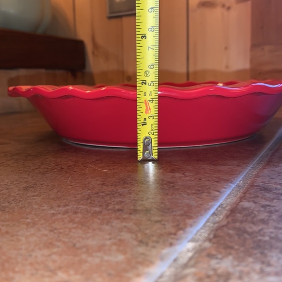 Rae Dunn “Tis The Season” Pie Plate - Picture 3 of 4